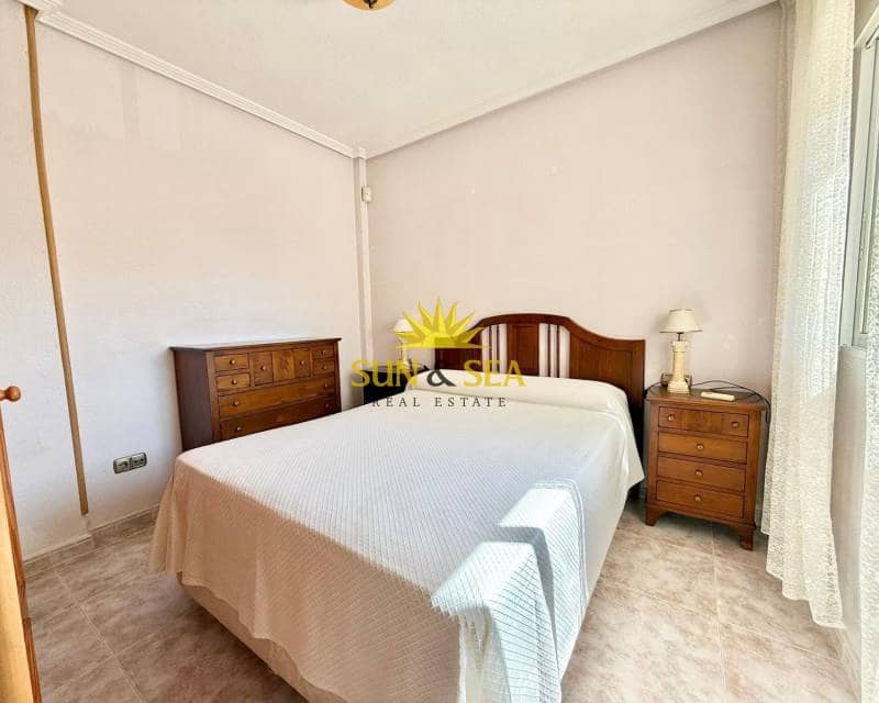 2 soveværelse Villa til leje i Playa Flamenca - € 800 (Ref: 8982916)