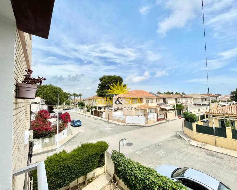 Appartement de 2 chambres à louer à Lo Pagan - 650 € (Ref: 8982918)