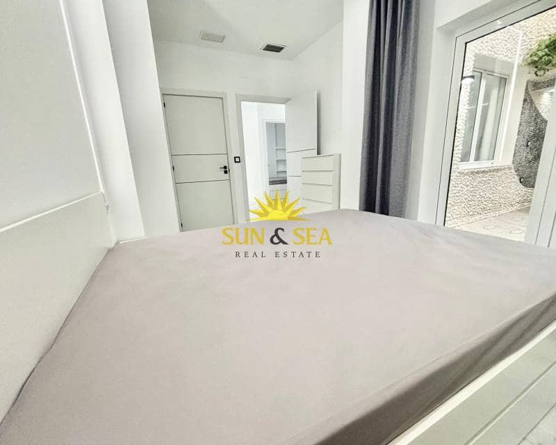 3 soverom Leilighet til salgs i Guardamar del Segura - € 347 000 (Ref: 8982920)