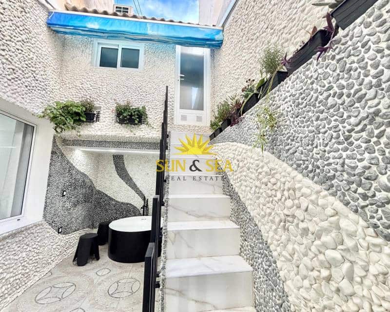 3 soverom Leilighet til salgs i Guardamar del Segura - € 347 000 (Ref: 8982920)