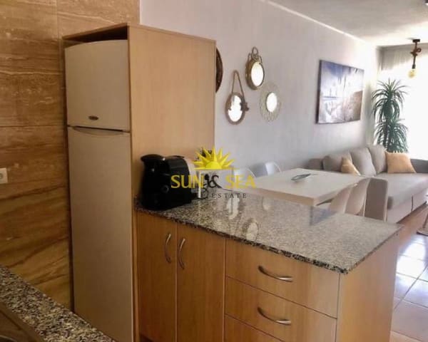 1 slaapkamer Appartement te huur in La Manga del Mar Menor - € 600 (Ref: 8987034)