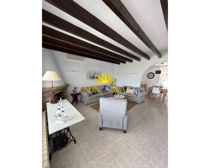 2 soveværelse Villa til leje i Albir med swimmingpool garage - € 2.350 (Ref: 8987035)