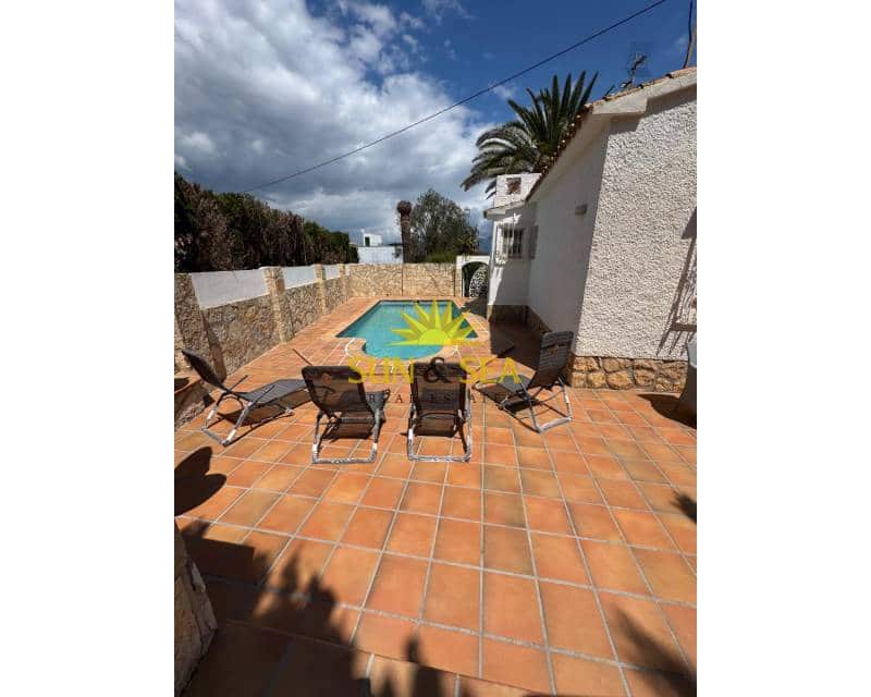 2 soveværelse Villa til leje i Albir med swimmingpool garage - € 2.350 (Ref: 8987035)