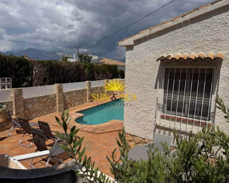 2 soveværelse Villa til leje i Albir med swimmingpool garage - € 2.350 (Ref: 8987035)