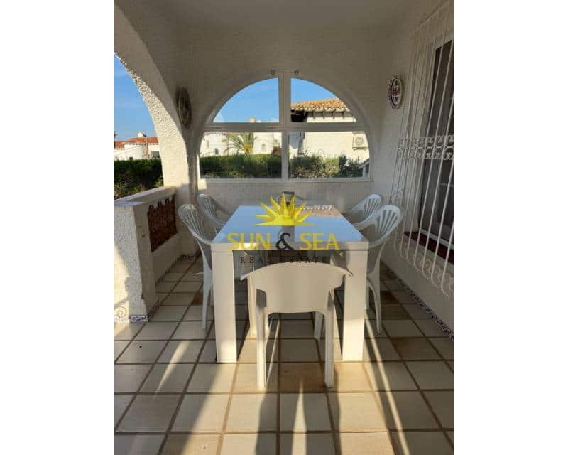 2 soveværelse Villa til leje i Albir med swimmingpool garage - € 2.350 (Ref: 8987035)