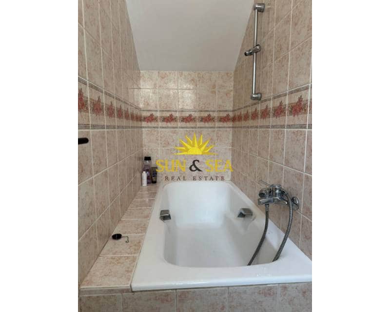 2 soveværelse Villa til leje i Albir med swimmingpool garage - € 2.350 (Ref: 8987035)