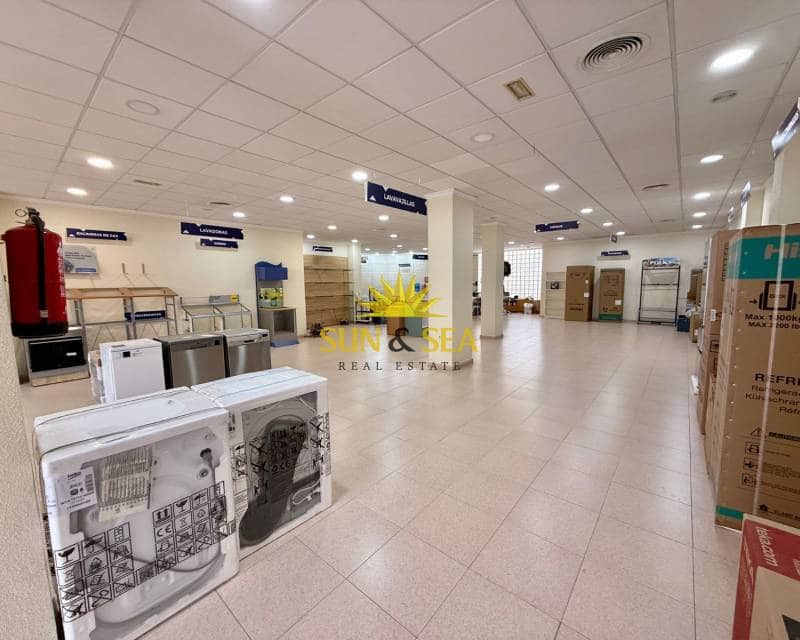 1 makuuhuone Kaupallinen vuokrattavana paikassa Torrevieja - 2 500 € (Ref: 8988787)