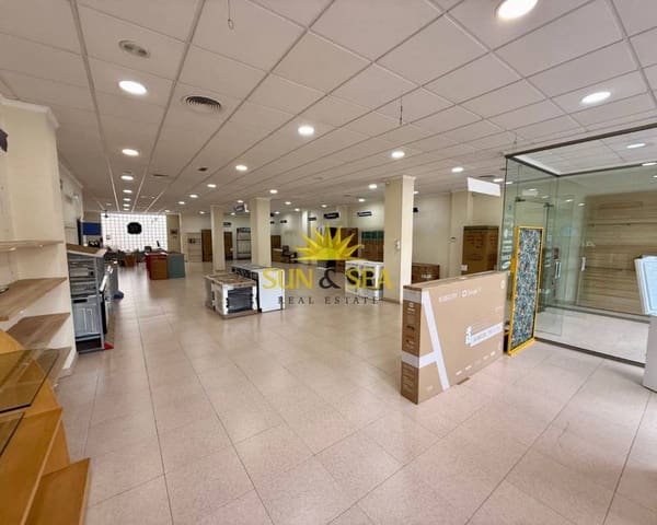 1 quarto Comercial para arrendar em Puerto Deportivo, Torrevieja - 2 500 € (Ref: 8988787)