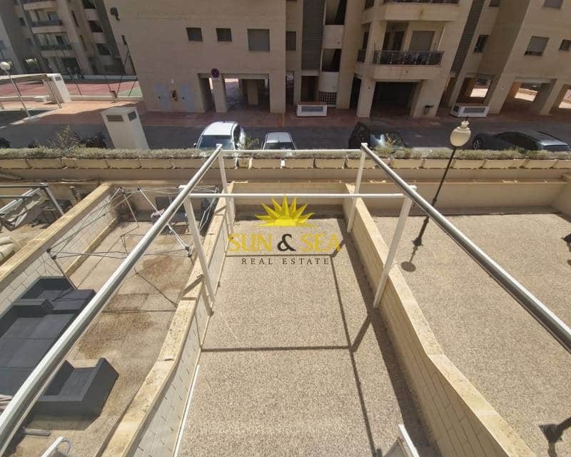 3 quarto Moradia para arrendar em Guardamar del Segura com garagem - 1 200 € (Ref: 8988915)