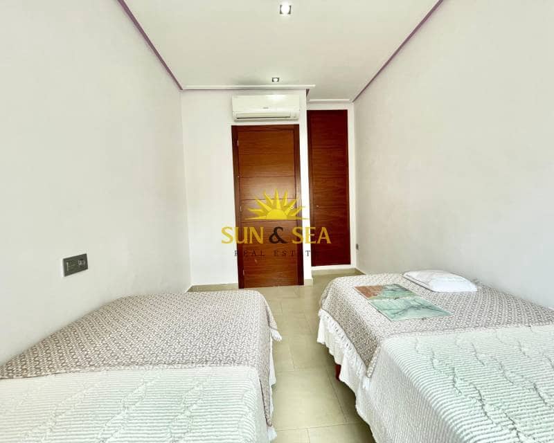 3 bedroom Apartment for rent in Los Cuarteros with garage - € 850 (Ref: 8989918)