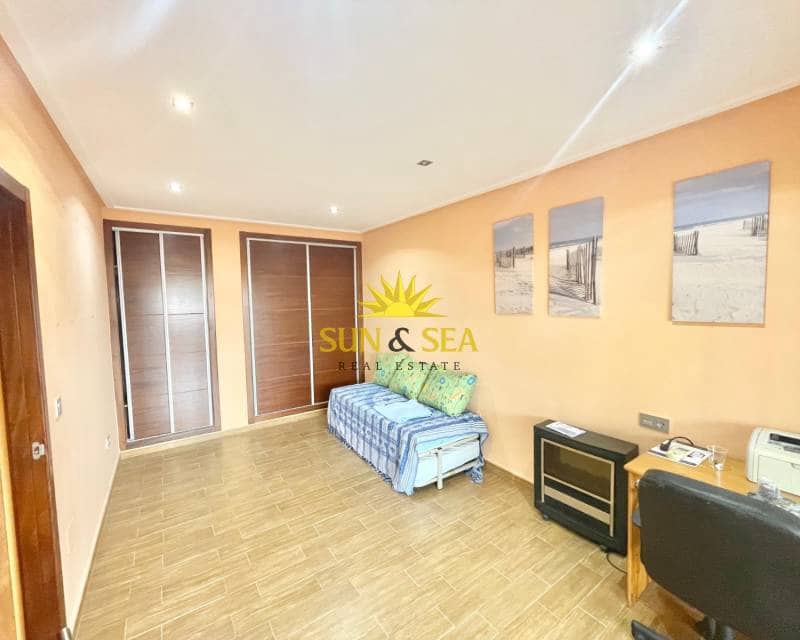 3 bedroom Apartment for rent in Los Cuarteros with garage - € 850 (Ref: 8989918)