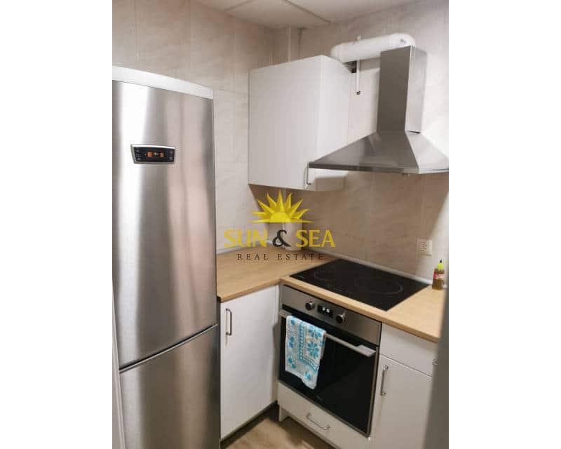 4 bedroom Apartment for rent in Cartagena - € 1,300 (Ref: 8989922)