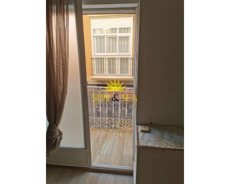 4 bedroom Apartment for rent in Cartagena - € 1,300 (Ref: 8989922)