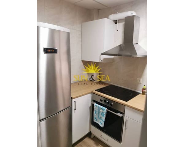 4 bedroom Apartment for rent in Cartagena Ciudad, Cartagena - € 1,300 (Ref: 8989922)