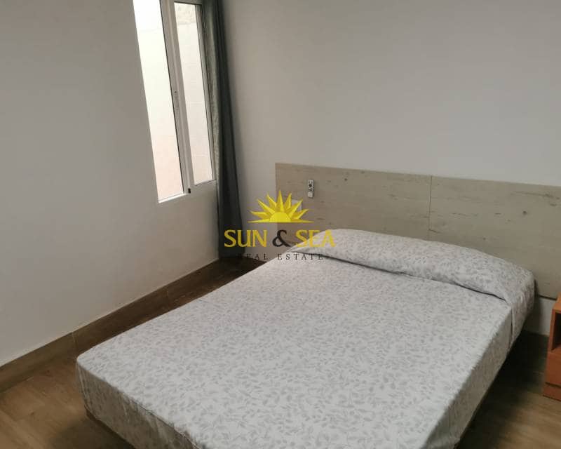 4 bedroom Apartment for rent in Cartagena - € 1,300 (Ref: 8989922)