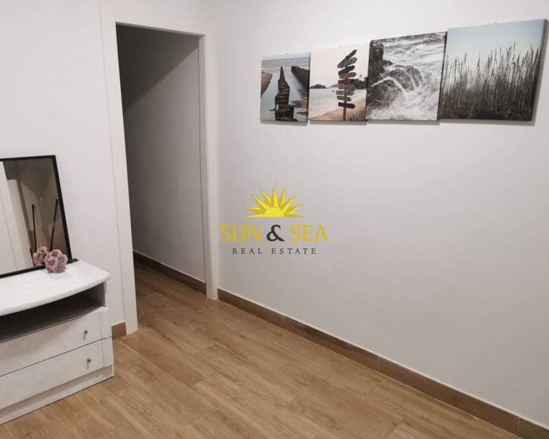 4 bedroom Apartment for rent in Cartagena - € 1,300 (Ref: 8989922)