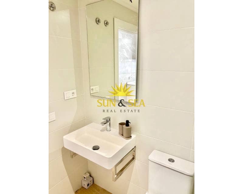 3 bedroom Apartment for rent in Bigastro - € 650 (Ref: 8992255)