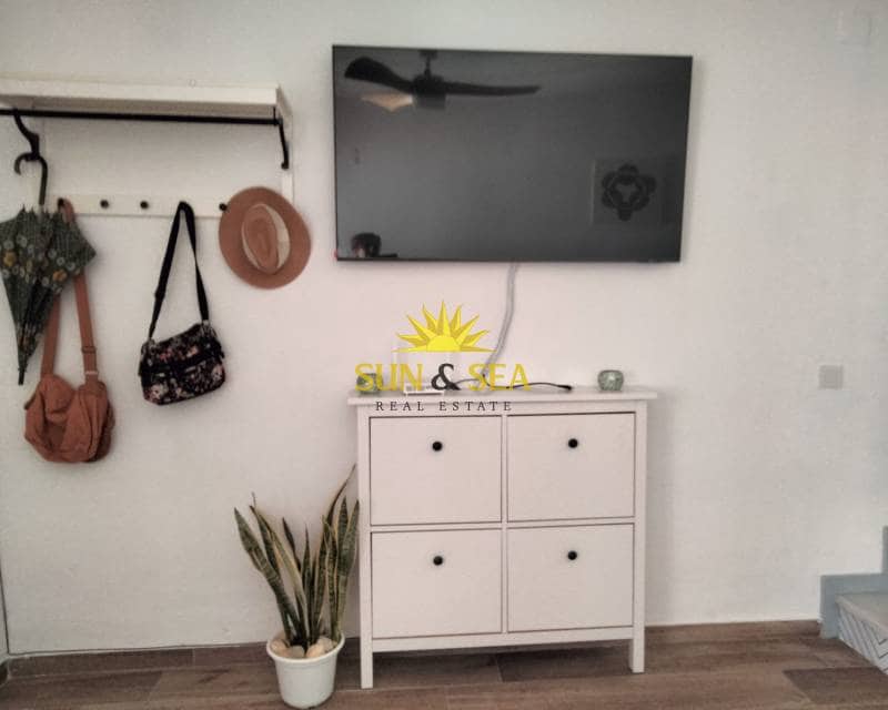 2 soveværelse Lejlighed til leje i Santa Pola med swimmingpool - € 900 (Ref: 8997445)