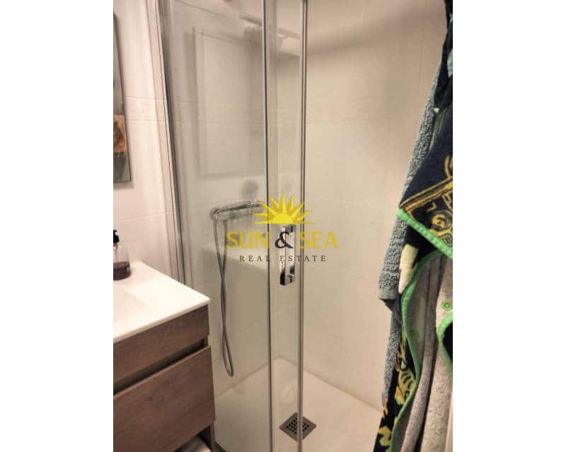 2 soveværelse Lejlighed til leje i Santa Pola med swimmingpool - € 900 (Ref: 8997445)