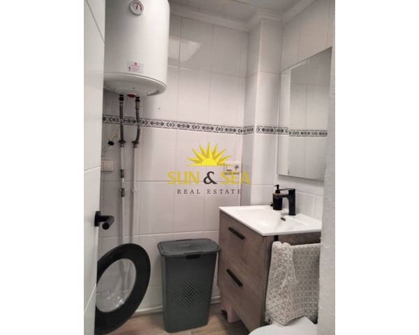 2 makuuhuone Huoneisto vuokrattavana paikassa Calas Santiago Bernabéu, Santa Pola mukana uima-altaan - 900 € (Ref: 8997445)