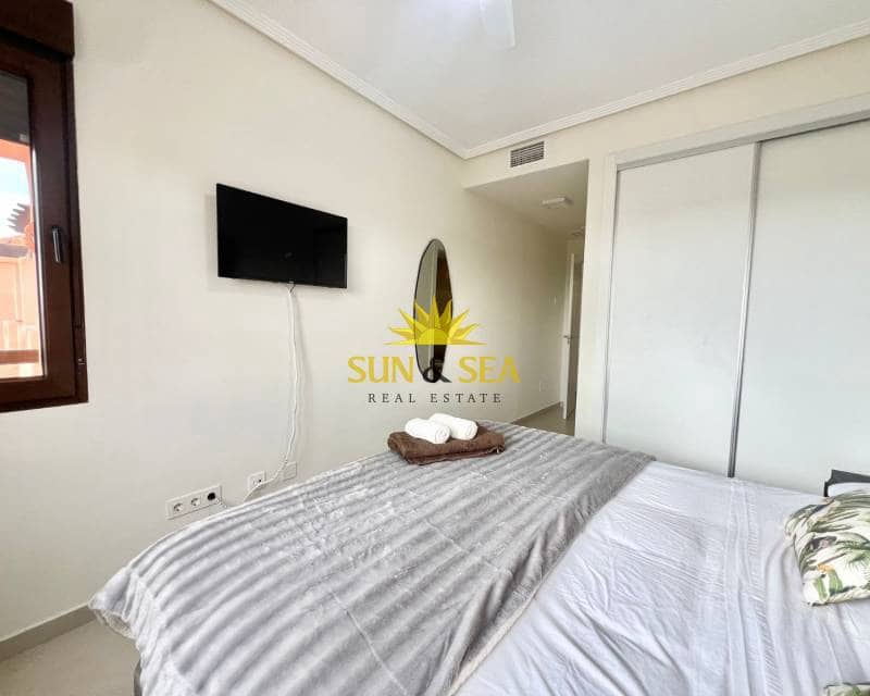 2 Zimmer Apartment zu vermieten in Los Alcazares mit Pool Garage - 800 € (Ref: 9000272)