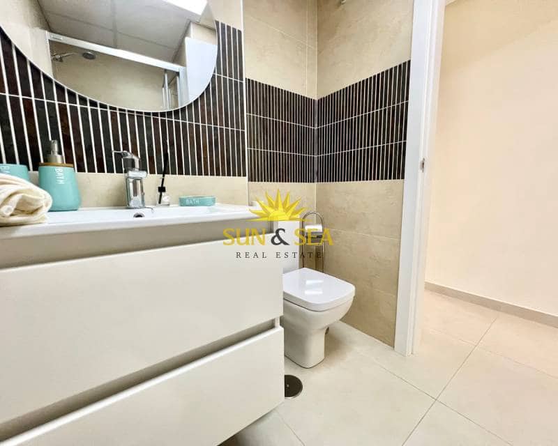 2 Zimmer Apartment zu vermieten in Los Alcazares mit Pool Garage - 800 € (Ref: 9000272)