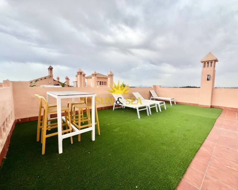 2 Zimmer Apartment zu vermieten in Los Alcazares mit Pool Garage - 800 € (Ref: 9000272)