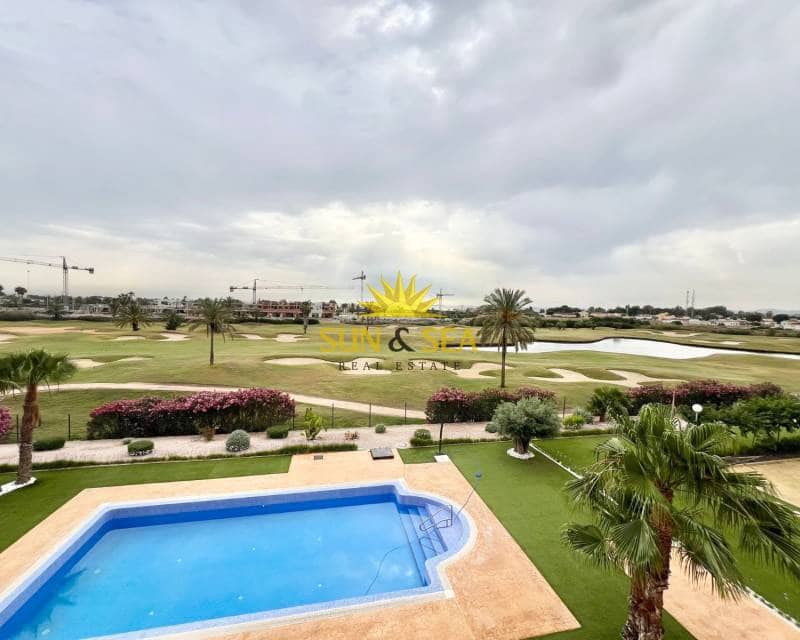 2 Zimmer Apartment zu vermieten in Los Alcazares mit Pool Garage - 800 € (Ref: 9000272)