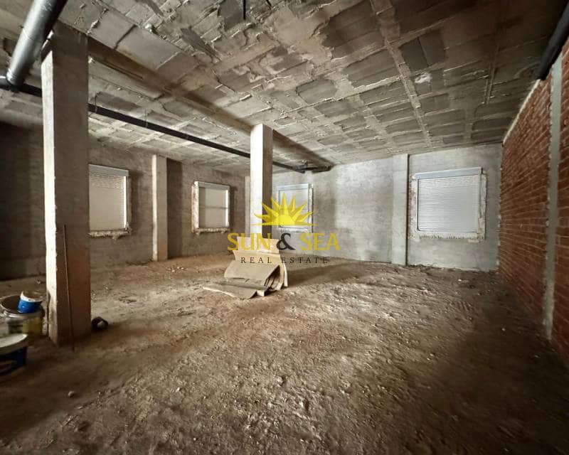 Local Comercial de 1 habitación en Murcia ciudad en alquiler - 400 € (Ref: 9002054)