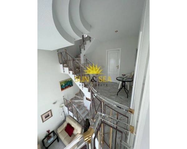 Apartamento de 3 habitaciones en El Moncayo - El Pòrtic, Guardamar del Segura en venta con piscina garaje - 360.000 € (Ref: 9002061)