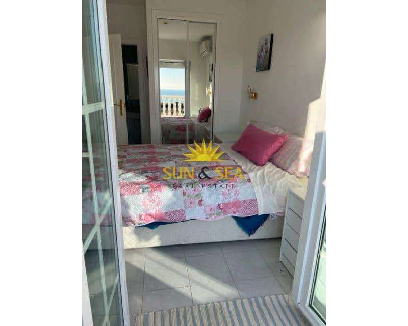 Apartamento de 3 habitaciones en Guardamar del Segura en venta con piscina garaje - 360.000 € (Ref: 9002061)