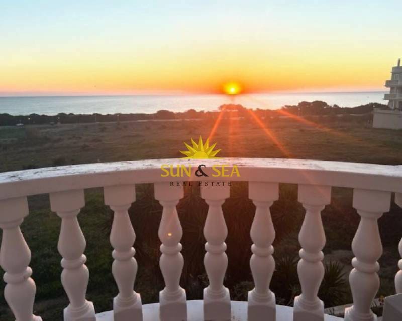 Apartamento de 3 habitaciones en Guardamar del Segura en venta con piscina garaje - 360.000 € (Ref: 9002061)