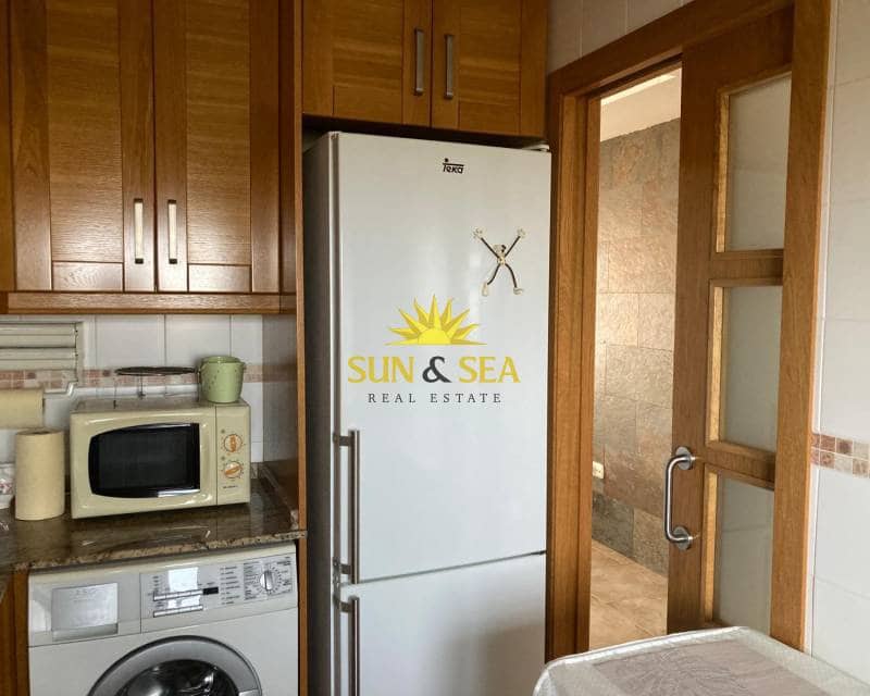 2 soverom Leilighet til leie i Arenales del Sol med svømmebasseng - € 1 050 (Ref: 9002063)