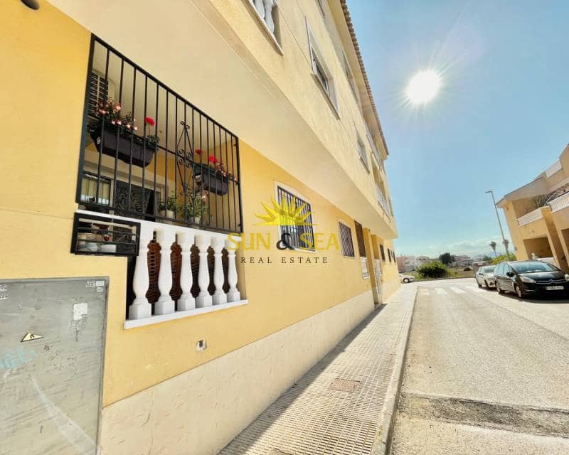 2 soveværelse Lejlighed til leje i Formentera del Segura - € 850 (Ref: 9002064)