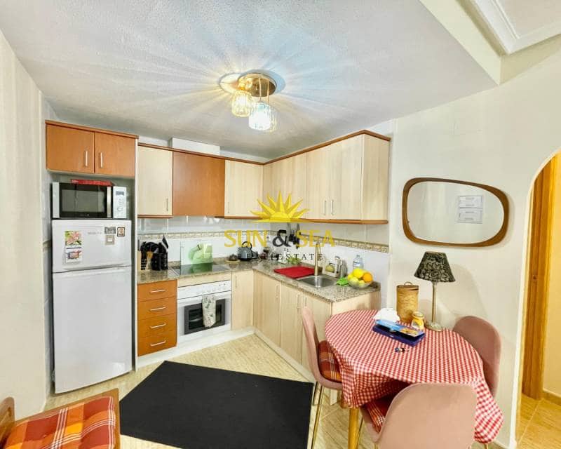 2 soveværelse Lejlighed til leje i Formentera del Segura - € 750 (Ref: 9002064)