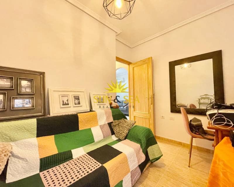 2 soveværelse Lejlighed til leje i Formentera del Segura - € 750 (Ref: 9002064)