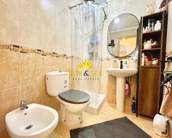 Appartement de 2 chambres à louer à Formentera del Segura - 750 € (Ref: 9002064)