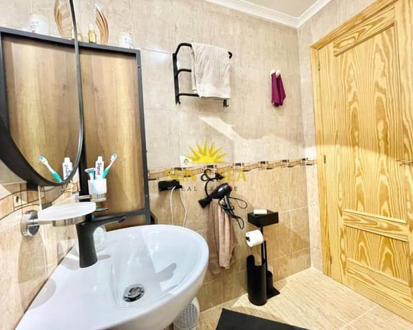 Appartement de 2 chambres à louer à Formentera del Segura - 750 € (Ref: 9002064)