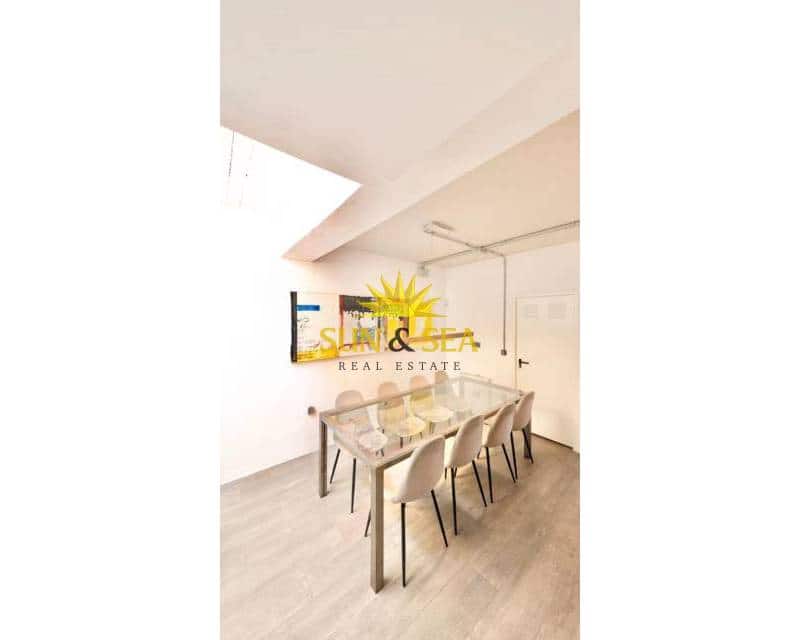 4 soveværelse Villa til salg i Los Cuarteros med swimmingpool - € 430.000 (Ref: 9004281)