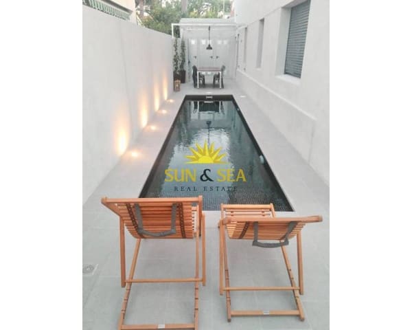 Chalet de 4 habitaciones en Los Cuarteros, San Pedro del Pinatar en venta con piscina - 430.000 € (Ref: 9004281)