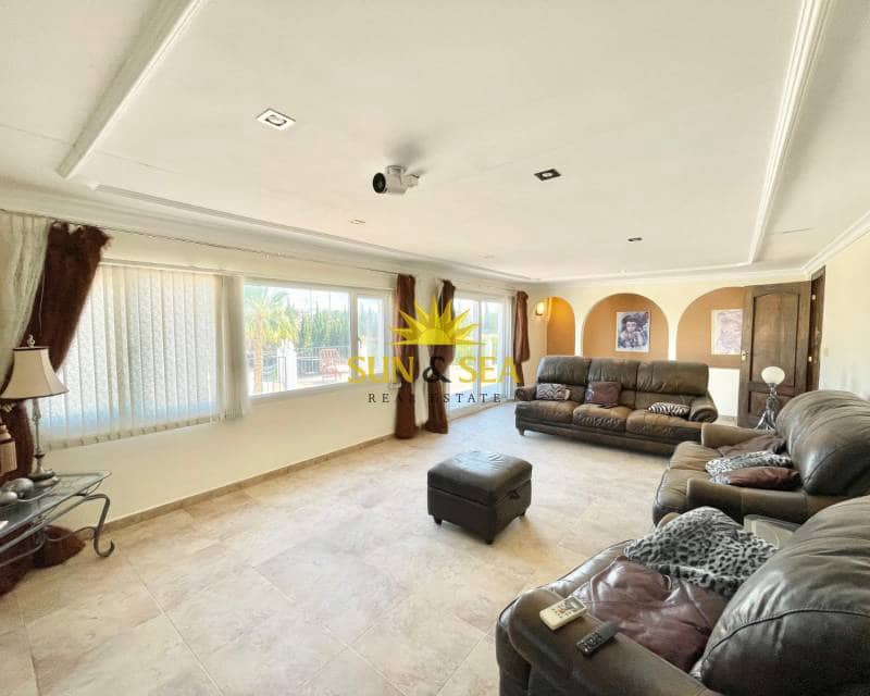 12 soveværelse Villa til salg i Crevillente / Crevillent med swimmingpool garage - € 575.000 (Ref: 9006074)