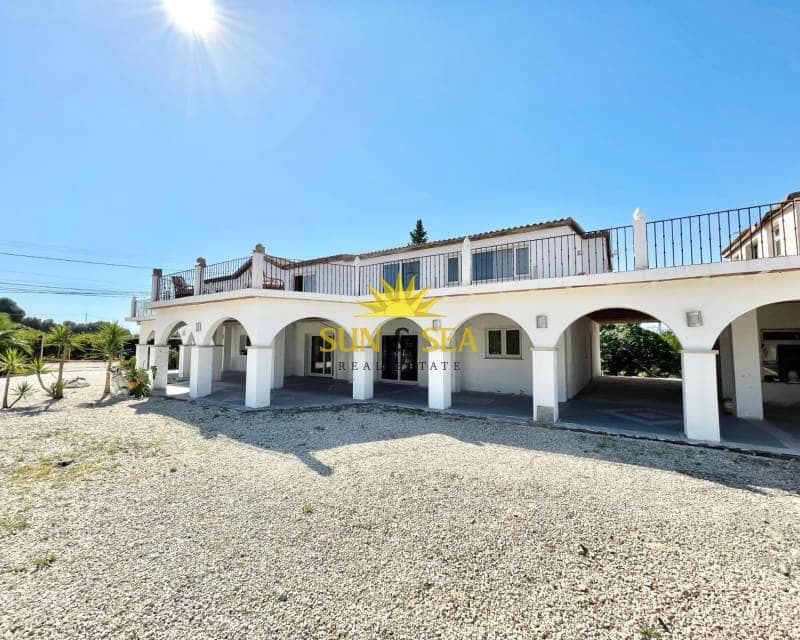 12 soveværelse Villa til salg i Crevillente / Crevillent med swimmingpool garage - € 575.000 (Ref: 9006074)