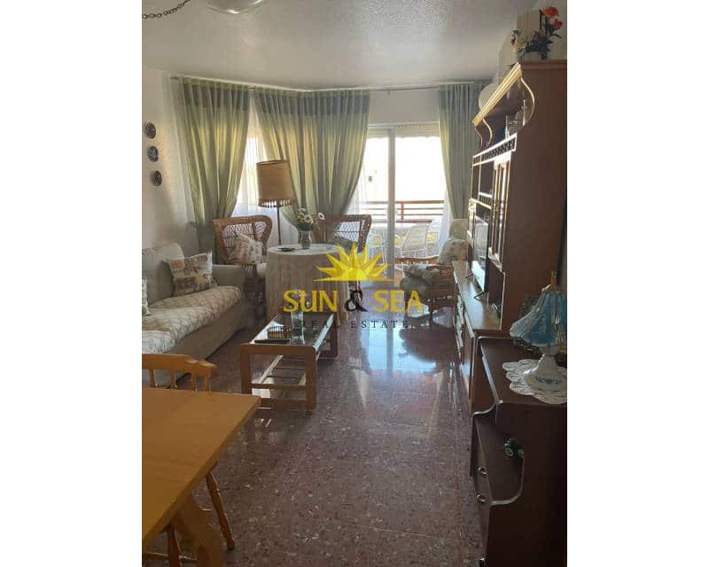 3 quarto Apartamento para arrendar em Puerto de Mazarron - 750 € (Ref: 9006078)