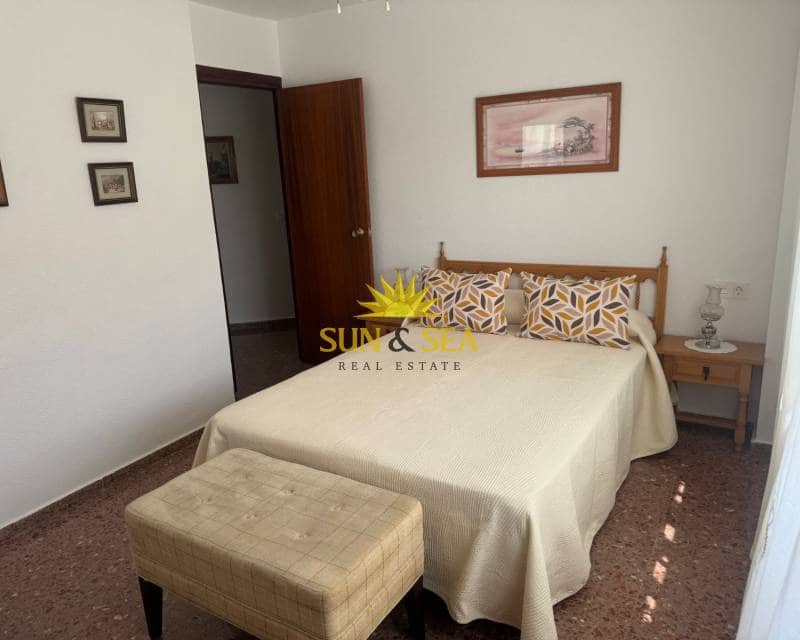 3 quarto Apartamento para arrendar em Puerto de Mazarron - 750 € (Ref: 9006078)