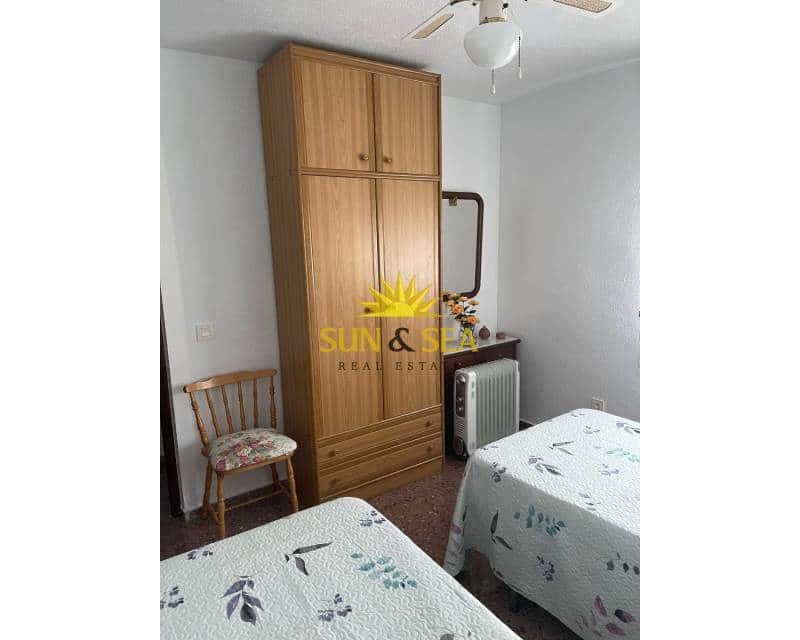 3 quarto Apartamento para arrendar em Puerto de Mazarron - 750 € (Ref: 9006078)