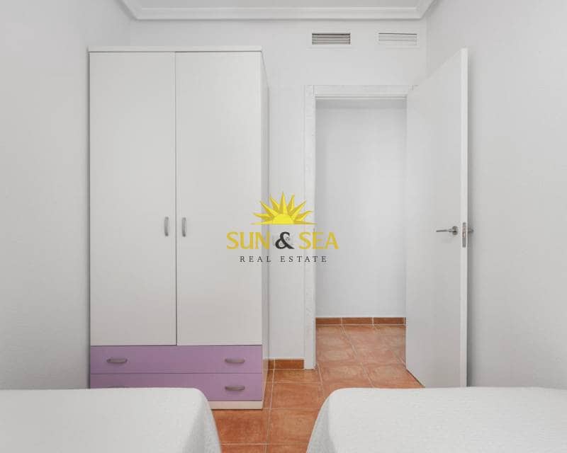 3 slaapkamer Appartement te koop in Guardamar del Segura - € 299.999 (Ref: 9015119)