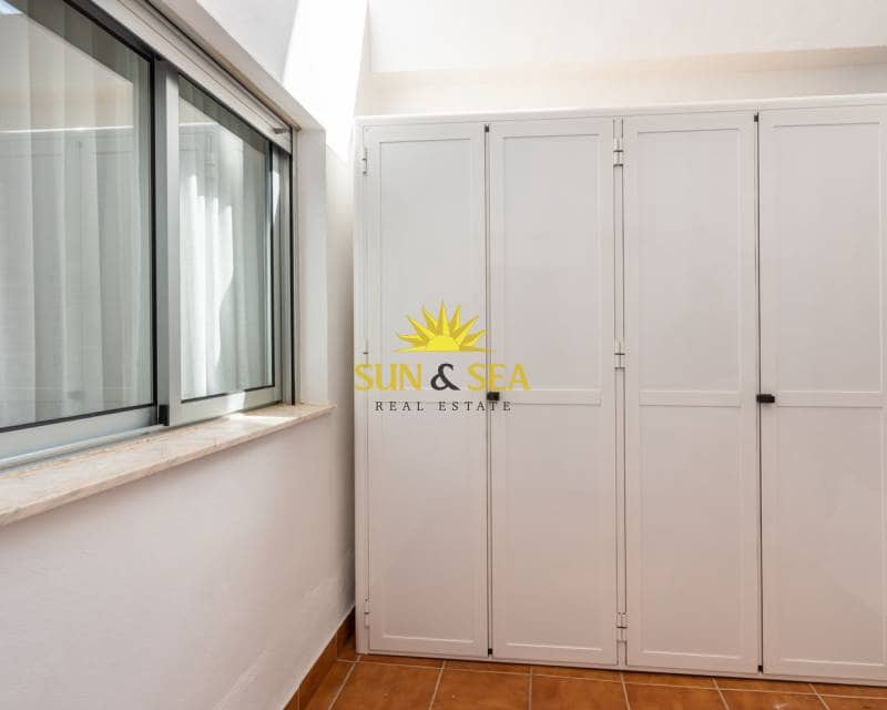 3 slaapkamer Appartement te koop in Guardamar del Segura - € 299.999 (Ref: 9015119)