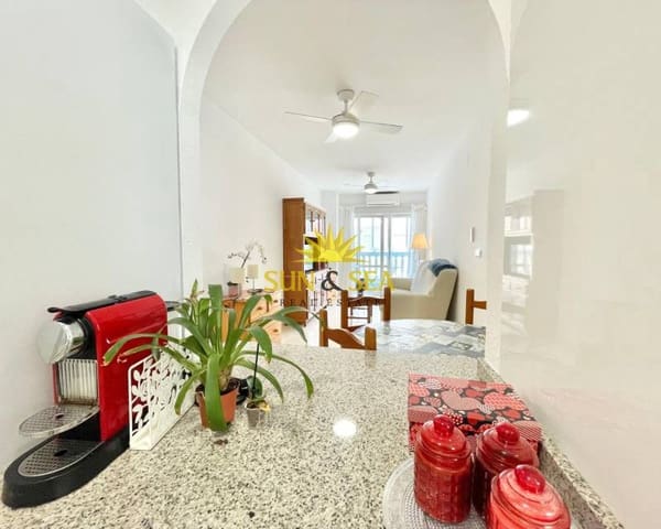 3 soverom Leilighet til leie i Centro, Torrevieja med svømmebasseng garasje - € 950 (Ref: 9015120)