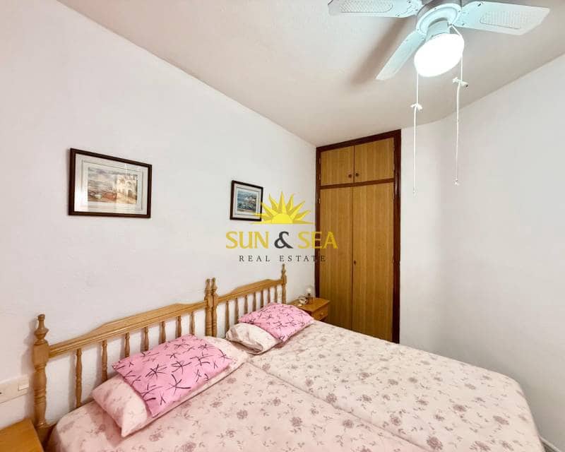 3 chambre Appartement à vendre à Torrevieja avec piscine - 149 000 € (Ref: 9015936)