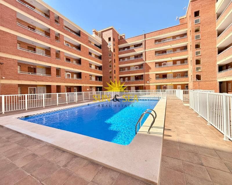 3 chambre Appartement à vendre à Torrevieja avec piscine - 149 000 € (Ref: 9015936)